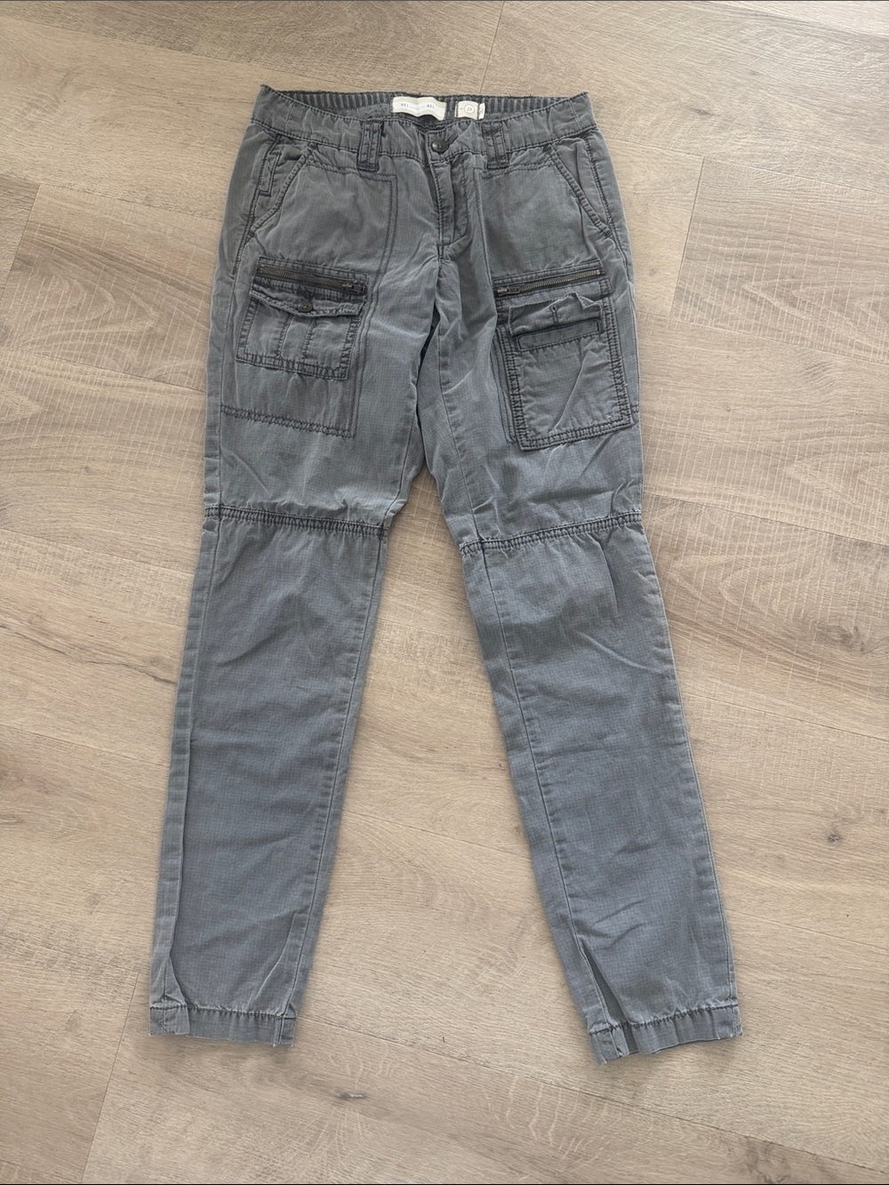 Hei Hei women’s Gray Utility Cargo Pants size 25